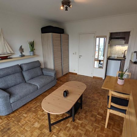 Apartament Studio Met Frontaal Zeezicht Middelkerke Zewnętrze zdjęcie