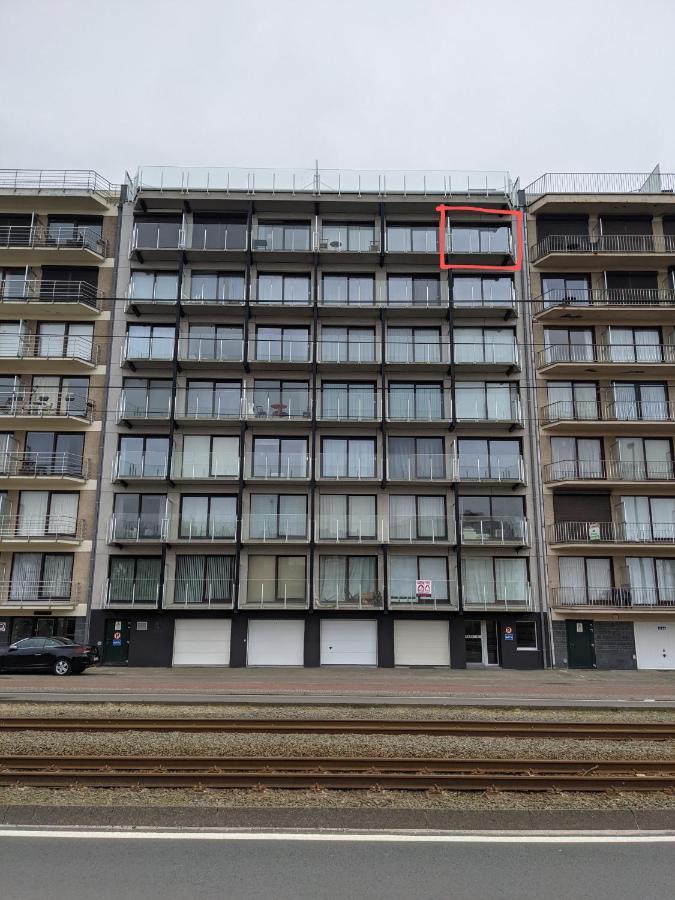 Apartament Studio Met Frontaal Zeezicht Middelkerke Zewnętrze zdjęcie